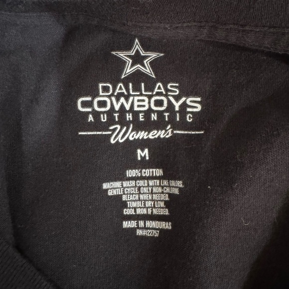 Dallas Cowboys Authentic V-Neck Black w/ Graphic T-Shirt size Medium - Picture 6 of 6